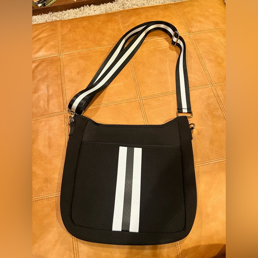 Black and White Neoprene Crossbody Purse Bag NWOT
